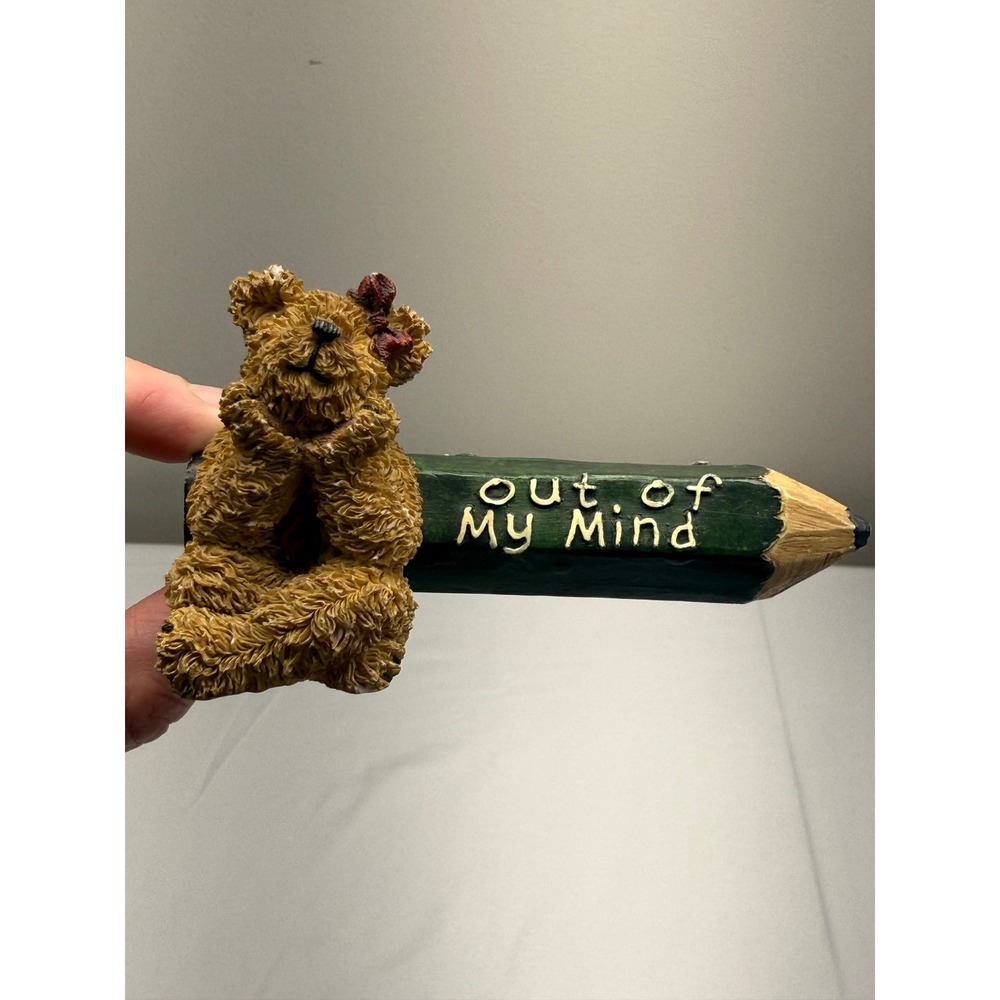 Boyds Bears Out of My Mind Back in 5 Minutes Pencil Desk Sign Figurine 4170